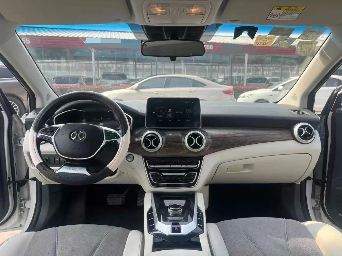 2018 BeiJing Auto EU5 BEV 60.23KWH,autocango,china used car exporter,china ev exporter,chinese used car exporter,chinese used ev exporter
