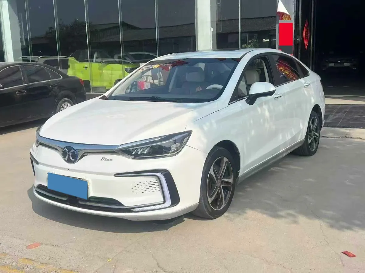 2018 BeiJing Auto EU5 BEV 60.23KWH,autocango,china used car exporter,china ev exporter,chinese used car exporter,chinese used ev exporter