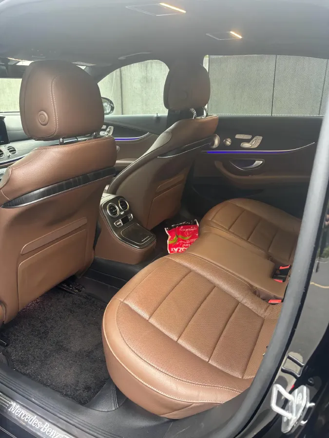 2022 Mercedes-Benz E Class 2.0T 258HP L4 9AT,autocango,china used car exporter,china ev exporter,chinese used car exporter,chinese used ev exporter