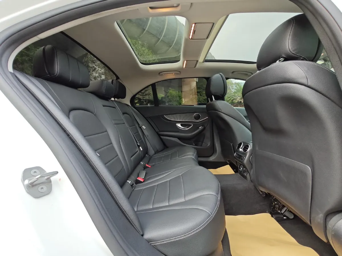 2020 Mercedes-Benz C Class 1.5T 184HP L4 9AT,autocango,china used car exporter,china ev exporter,chinese used car exporter,chinese used ev exporter