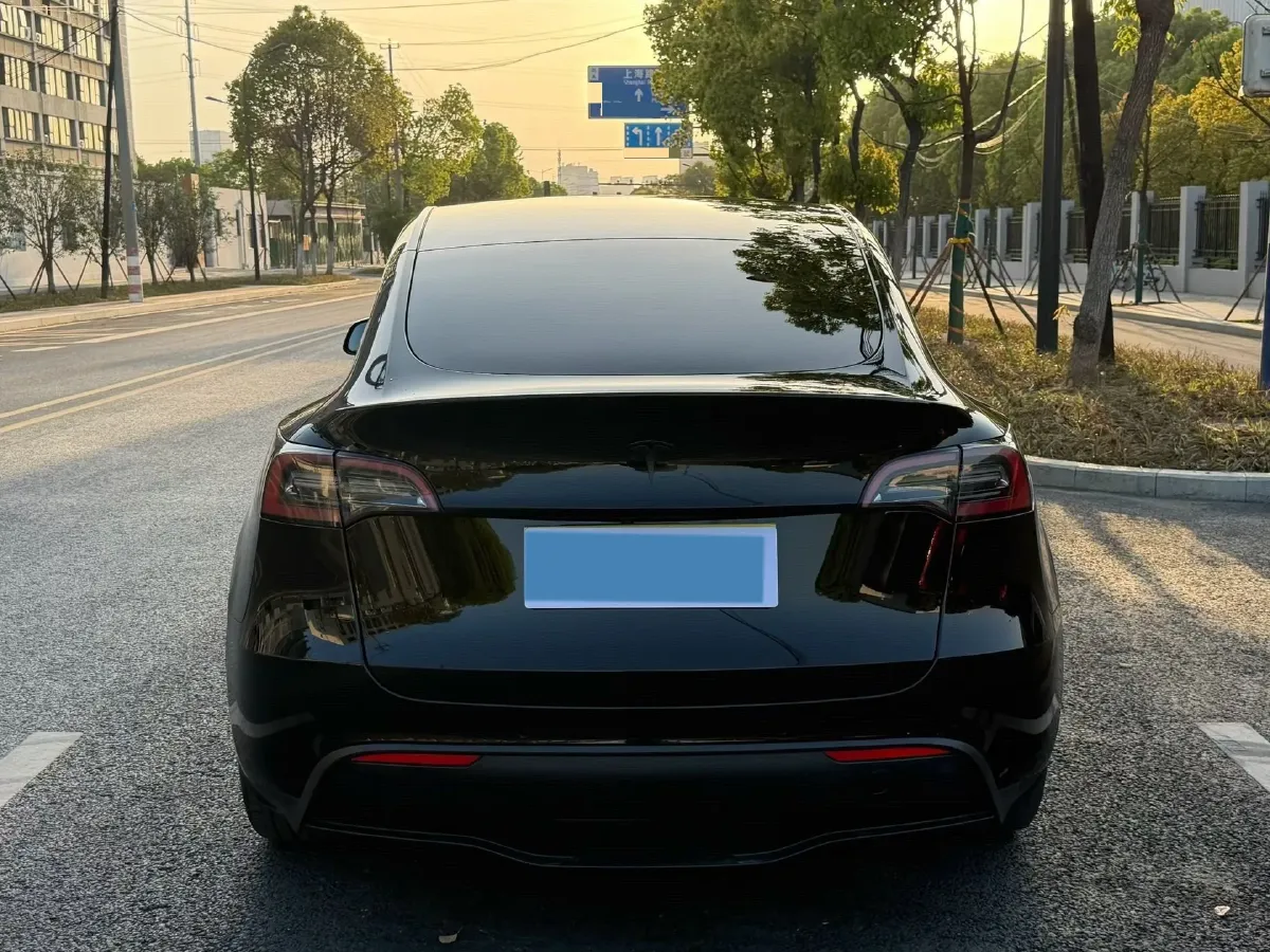 2022 Tesla Model Y BEV 60KWH,autocango,china used car exporter,china ev exporter,chinese used car exporter,chinese used ev exporter