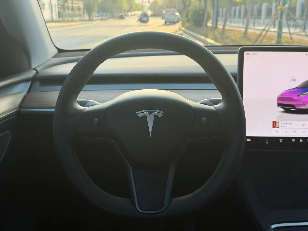 2022 Tesla Model Y BEV 60KWH,autocango,china used car exporter,china ev exporter,chinese used car exporter,chinese used ev exporter