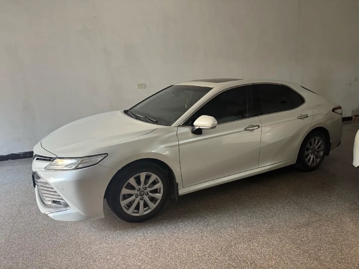 2019 Toyota Camry 2.0L 178HP L4 CVT,autocango,china used car exporter,china ev exporter,chinese used car exporter,chinese used ev exporter