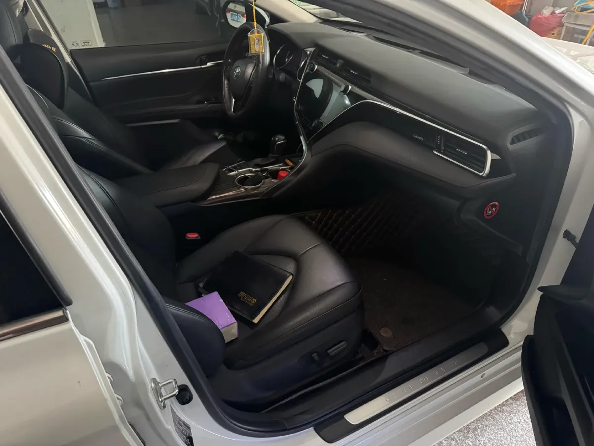 2019 Toyota Camry 2.0L 178HP L4 CVT,autocango,china used car exporter,china ev exporter,chinese used car exporter,chinese used ev exporter