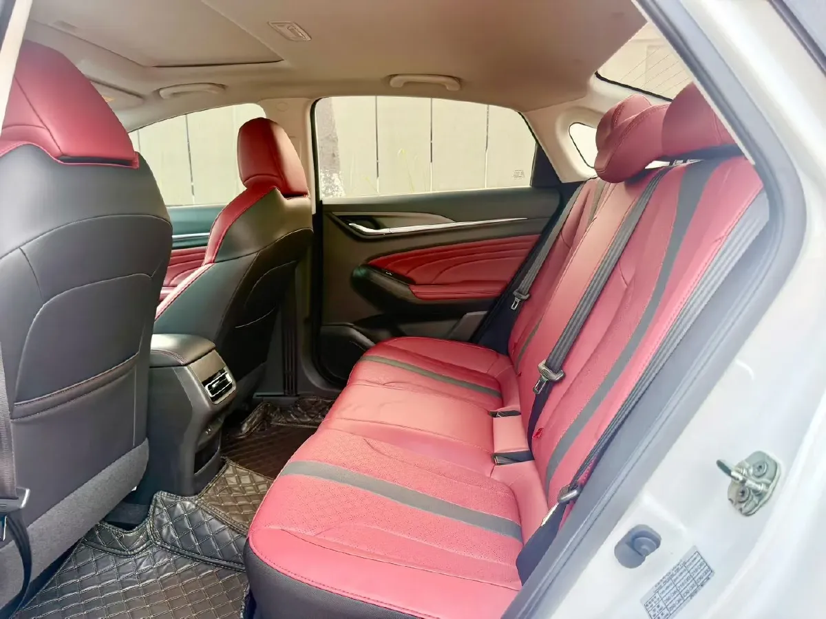 2021 ChangAn Eado 1.4T 160HP L4 7DCT,autocango,china used car exporter,china ev exporter,chinese used car exporter,chinese used ev exporter