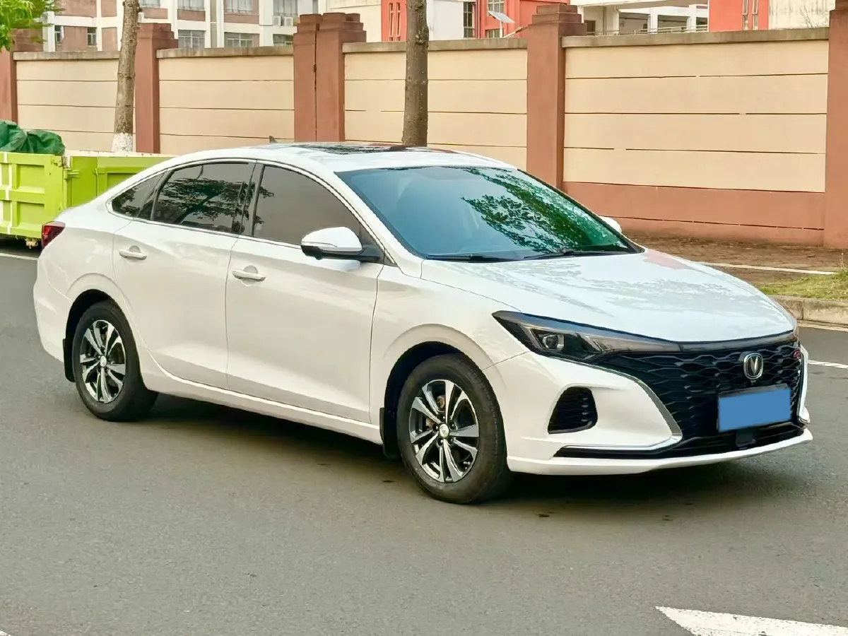 2021 ChangAn Eado 1.4T 160HP L4 7DCT,autocango,china used car exporter,china ev exporter,chinese used car exporter,chinese used ev exporter