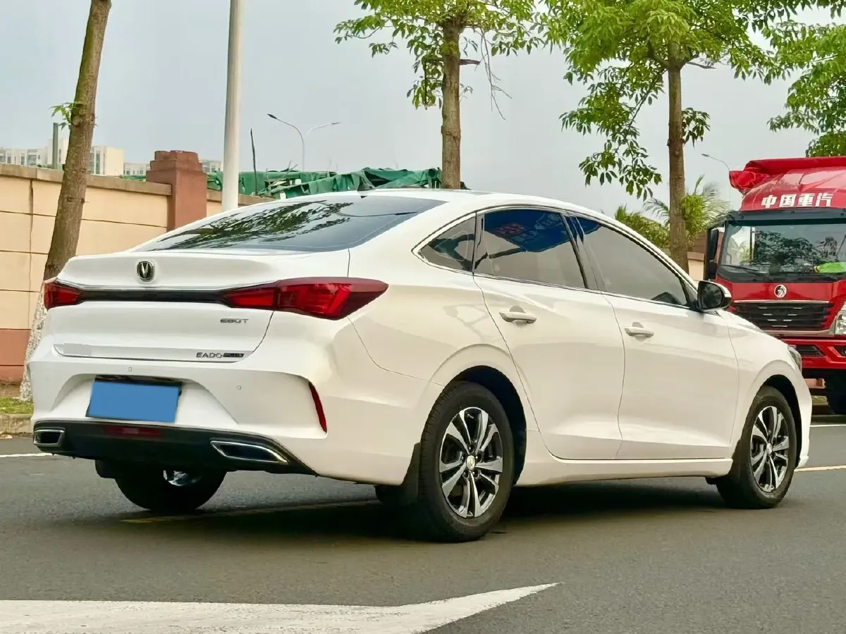2021 ChangAn Eado 1.4T 160HP L4 7DCT,autocango,china used car exporter,china ev exporter,chinese used car exporter,chinese used ev exporter