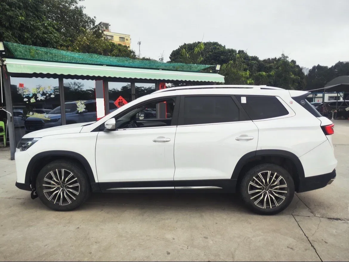 2023 Jetour X90 Plus 1.6T 197HP L4 7DCT,autocango,china used car exporter,china ev exporter,chinese used car exporter,chinese used ev exporter