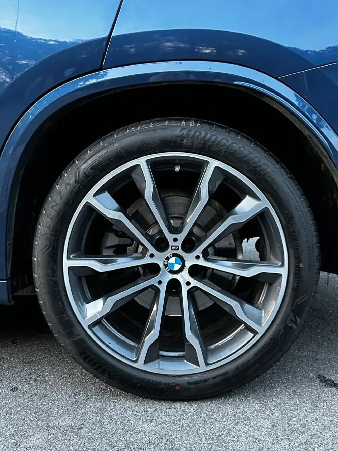 2023 BMW X3 2.0T 245HP L4 8AT,autocango,china used car exporter,china ev exporter,chinese used car exporter,chinese used ev exporter