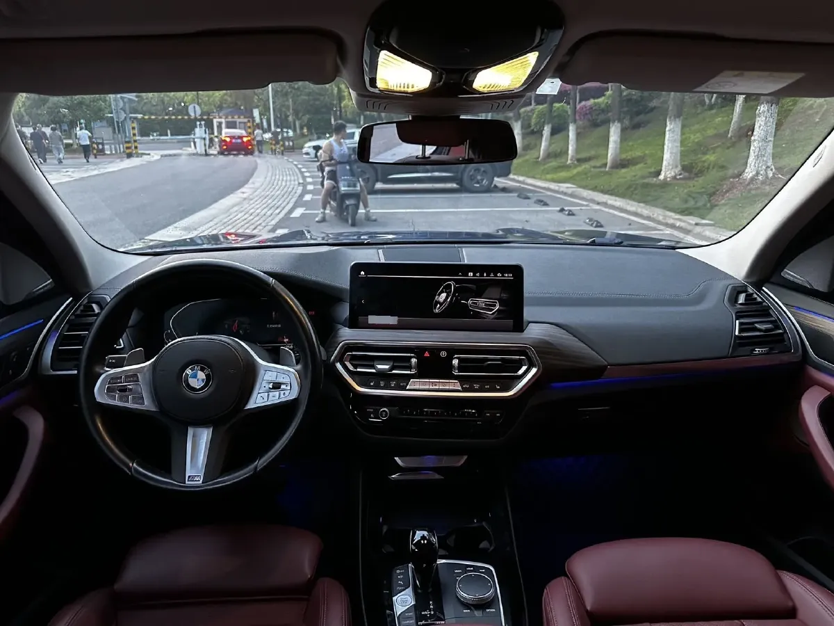 2023 BMW X3 2.0T 245HP L4 8AT,autocango,china used car exporter,china ev exporter,chinese used car exporter,chinese used ev exporter