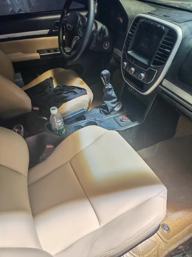 2021 Isuzu T17 3.0T 142HP L4 5MT,autocango,china used car exporter,china ev exporter,chinese used car exporter,chinese used ev exporter