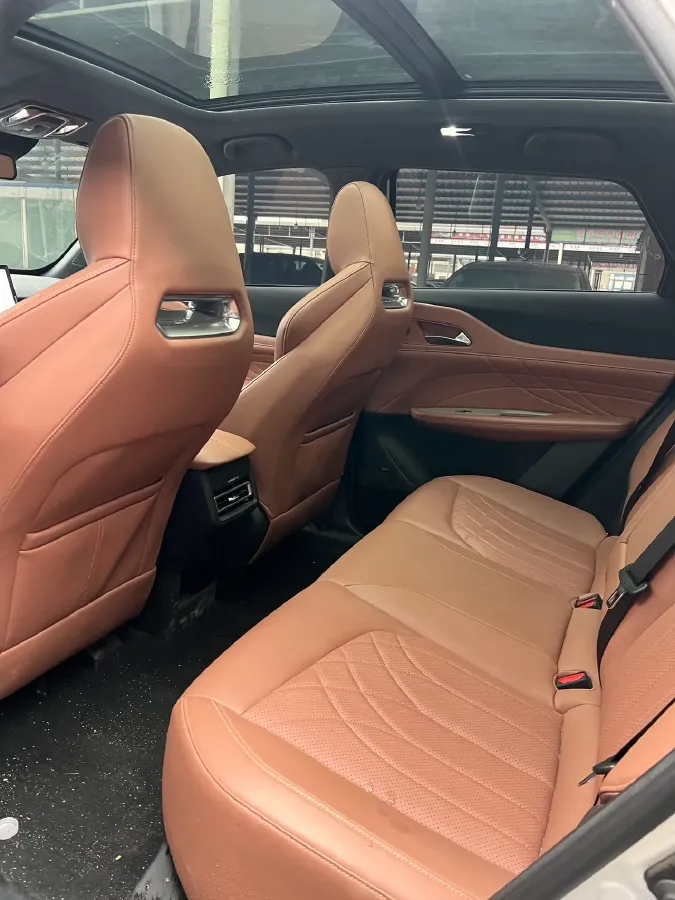 2024 ChangAn UNI-Z 1.5L 98HP L4 E-CVT PHEV 18.4KWH,autocango,china used car exporter,china ev exporter,chinese used car exporter,chinese used ev exporter