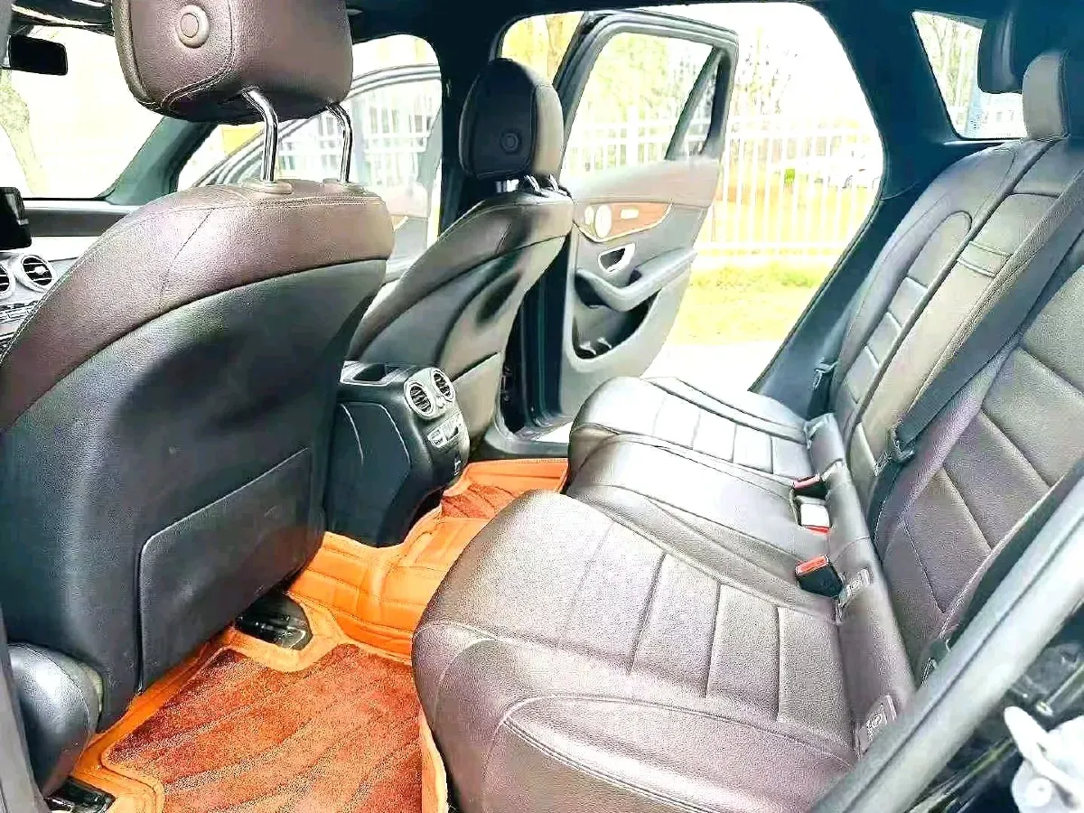 2021 Mercedes-Benz GLC Class 2.0T 258HP L4 9AT,autocango,china used car exporter,china ev exporter,chinese used car exporter,chinese used ev exporter