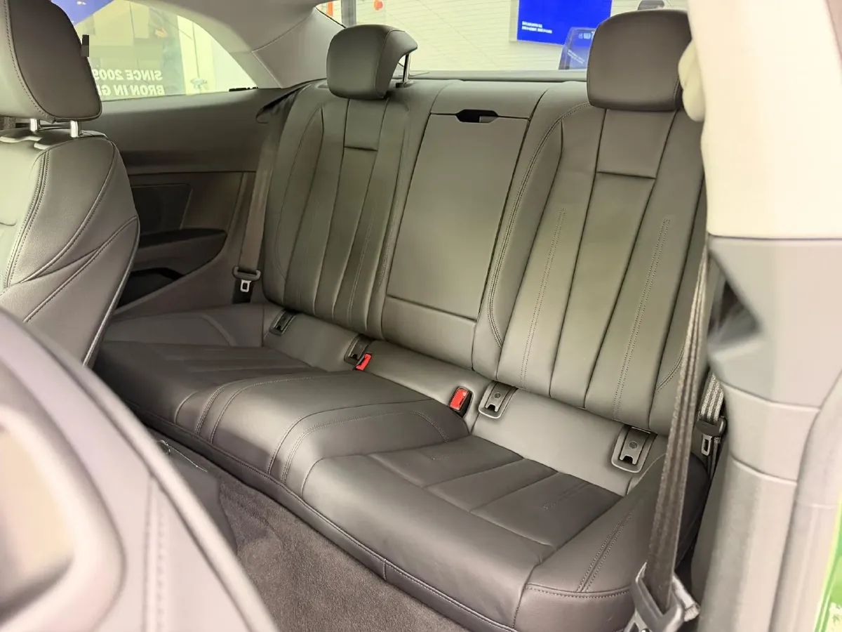 2022 Audi A5 2.0T 204HP L4 7DCT,autocango,china used car exporter,china ev exporter,chinese used car exporter,chinese used ev exporter