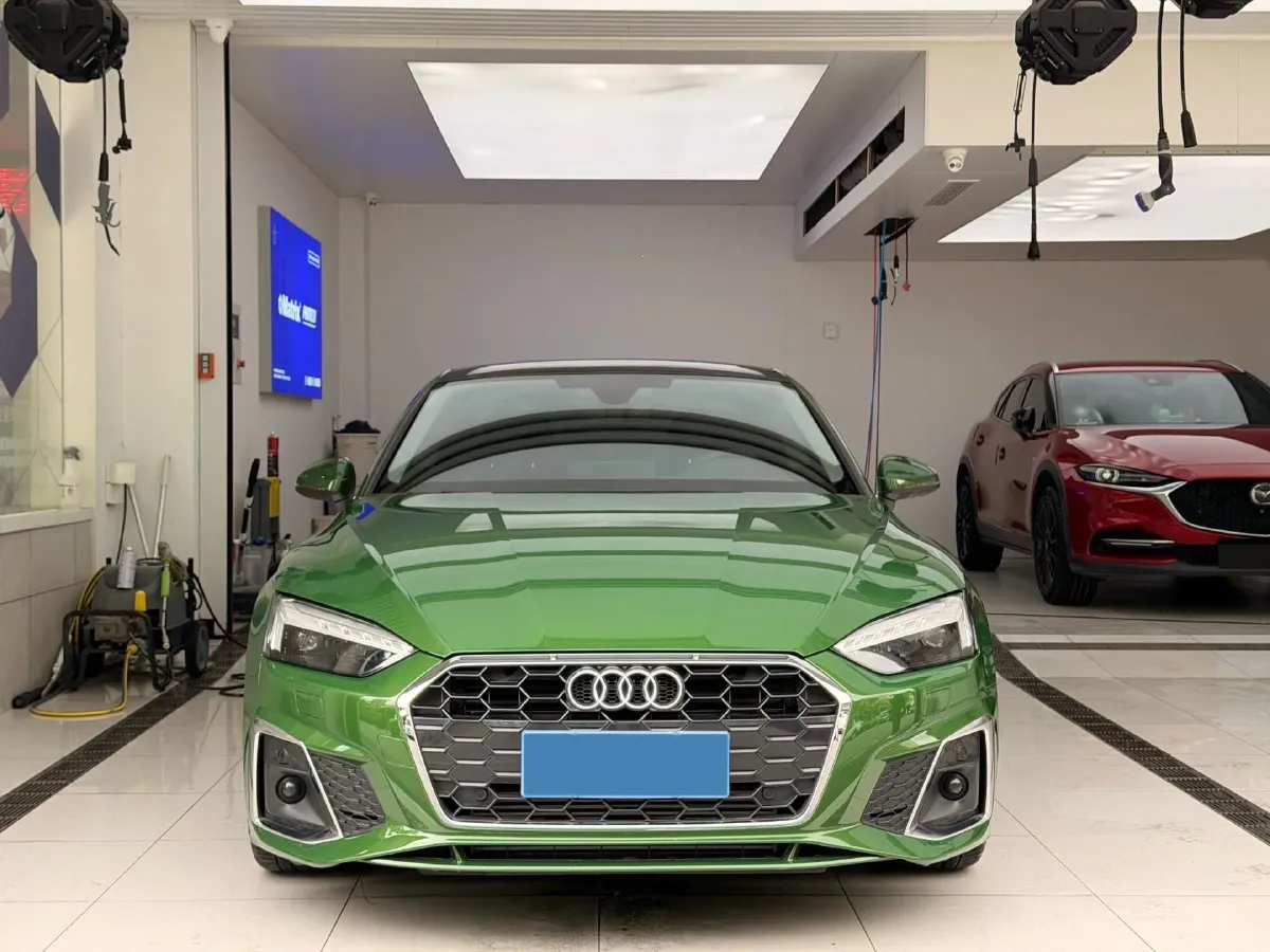 2022 Audi A5 2.0T 204HP L4 7DCT,autocango,china used car exporter,china ev exporter,chinese used car exporter,chinese used ev exporter