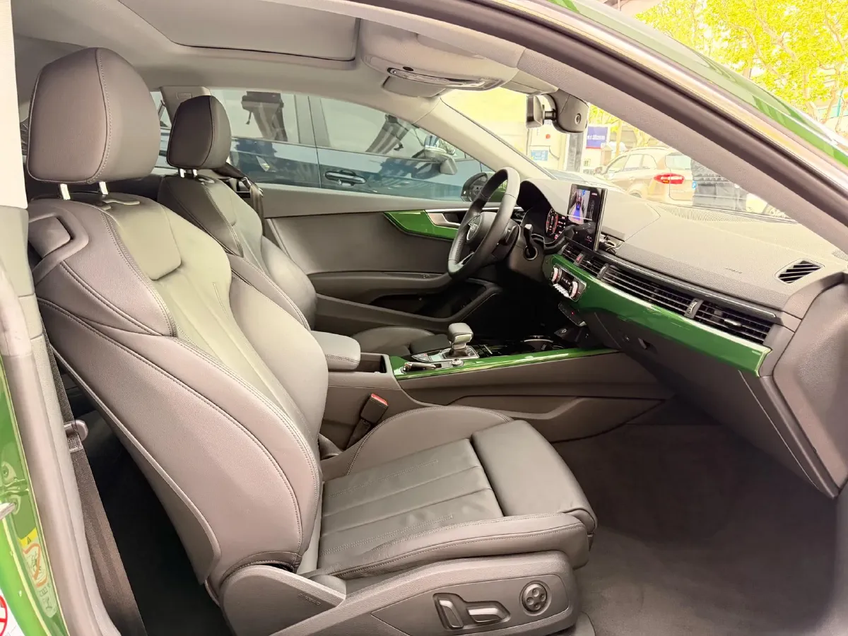 2022 Audi A5 2.0T 204HP L4 7DCT,autocango,china used car exporter,china ev exporter,chinese used car exporter,chinese used ev exporter