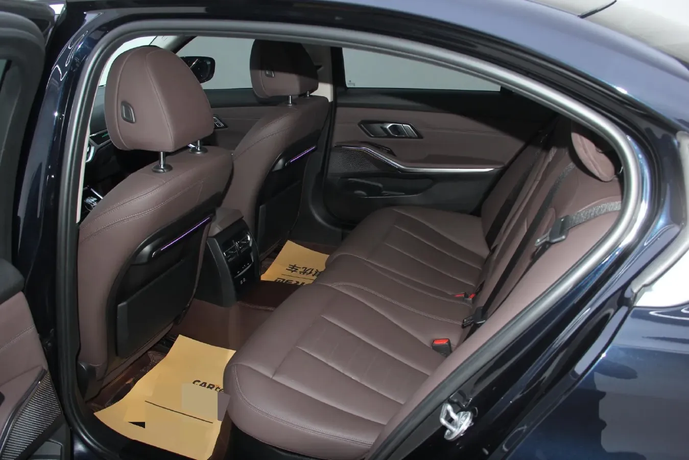 2022 BMW 3 Series 2.0T 156HP L4 8AT,autocango,china used car exporter,china ev exporter,chinese used car exporter,chinese used ev exporter