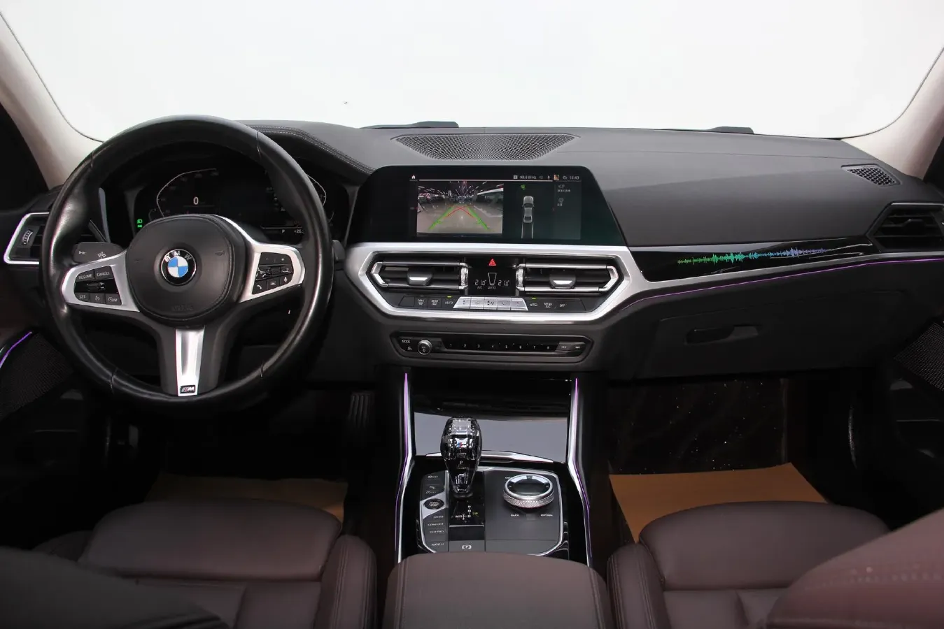 2022 BMW 3 Series 2.0T 156HP L4 8AT,autocango,china used car exporter,china ev exporter,chinese used car exporter,chinese used ev exporter