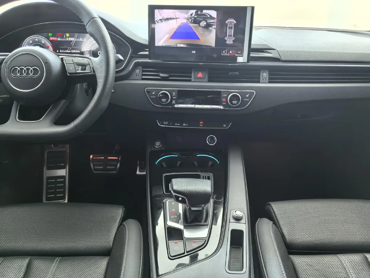 2024 Audi A4L 2.0T 190HP L4 7DCT,autocango,china used car exporter,china ev exporter,chinese used car exporter,chinese used ev exporter