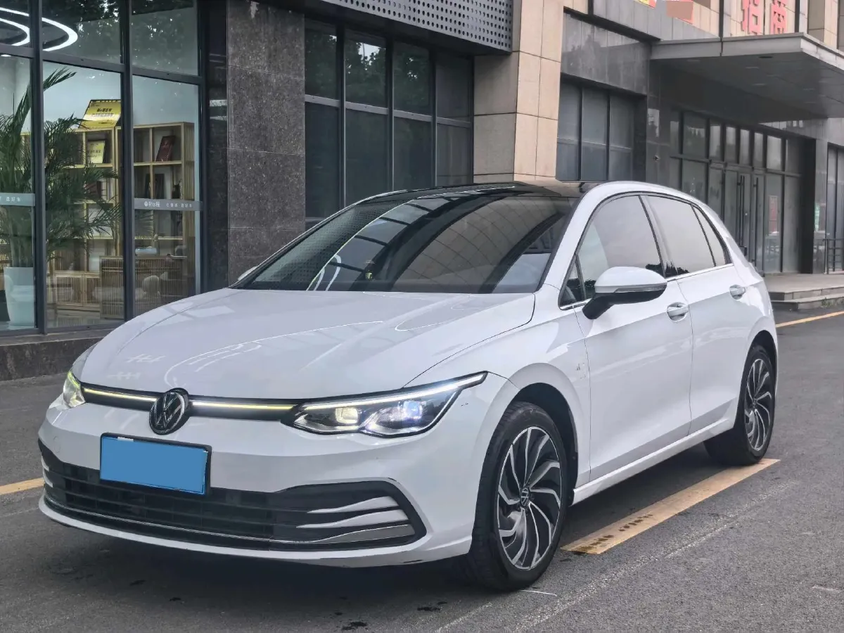 2023 Volkswagen Golf 1.4T 150HP L4 7DCT,autocango,china used car exporter,china ev exporter,chinese used car exporter,chinese used ev exporter