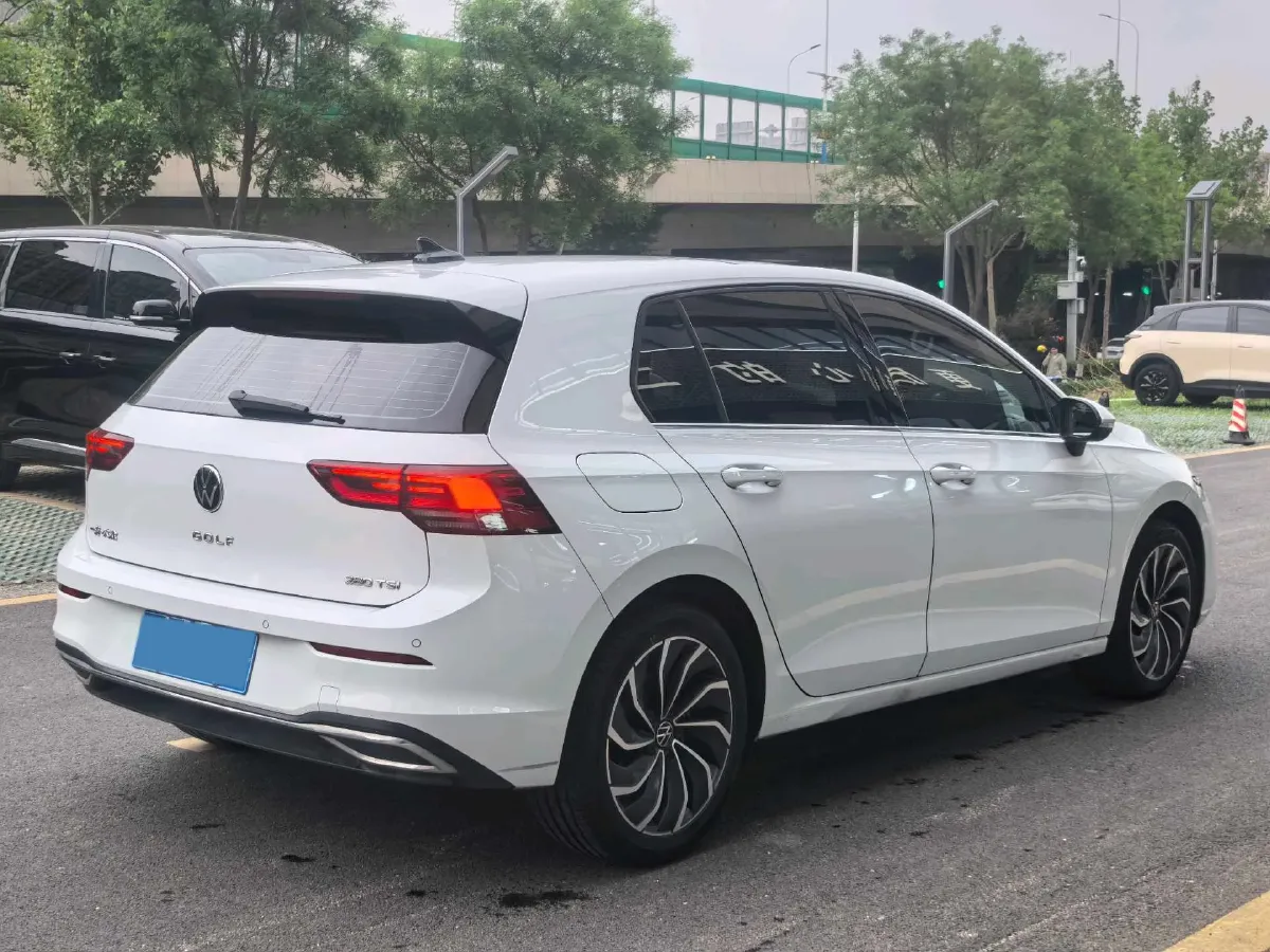 2023 Volkswagen Golf 1.4T 150HP L4 7DCT,autocango,china used car exporter,china ev exporter,chinese used car exporter,chinese used ev exporter