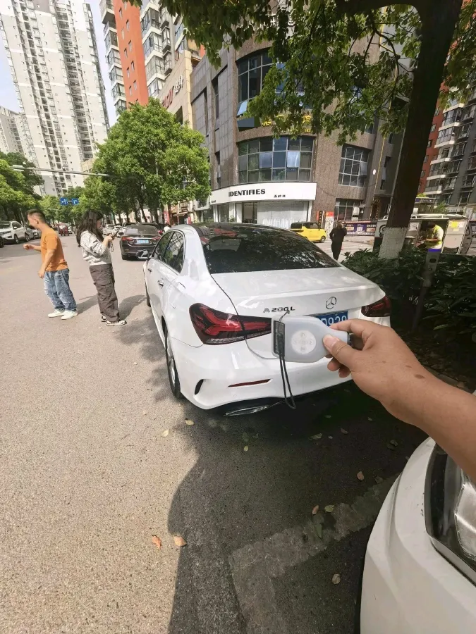 2020 Mercedes-Benz A Class 1.3T 163HP L4 7DCT,autocango,china used car exporter,china ev exporter,chinese used car exporter,chinese used ev exporter