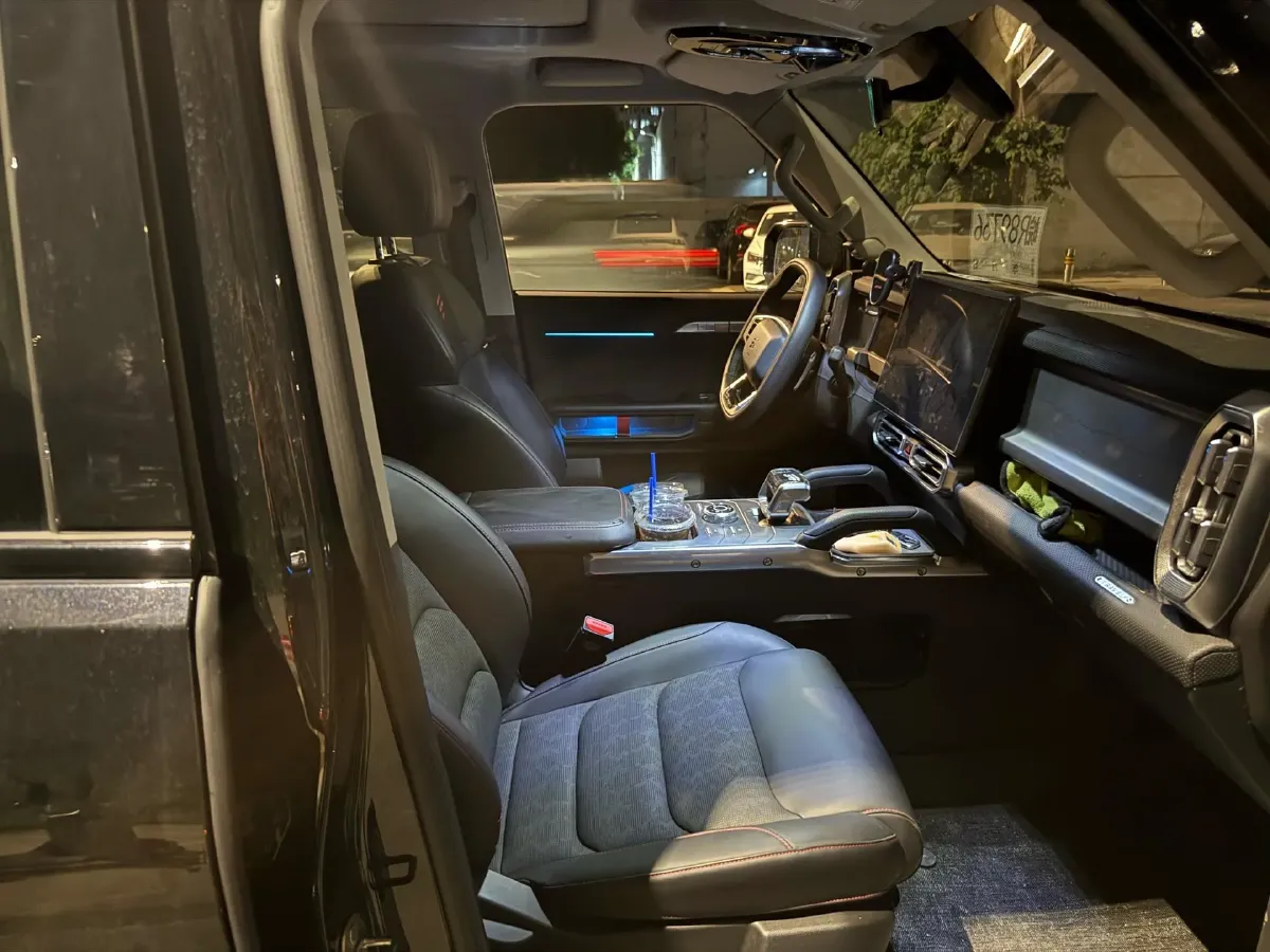 2025 Jetour Traveller 1.5T 184HP L4 7DCT,autocango,china used car exporter,china ev exporter,chinese used car exporter,chinese used ev exporter