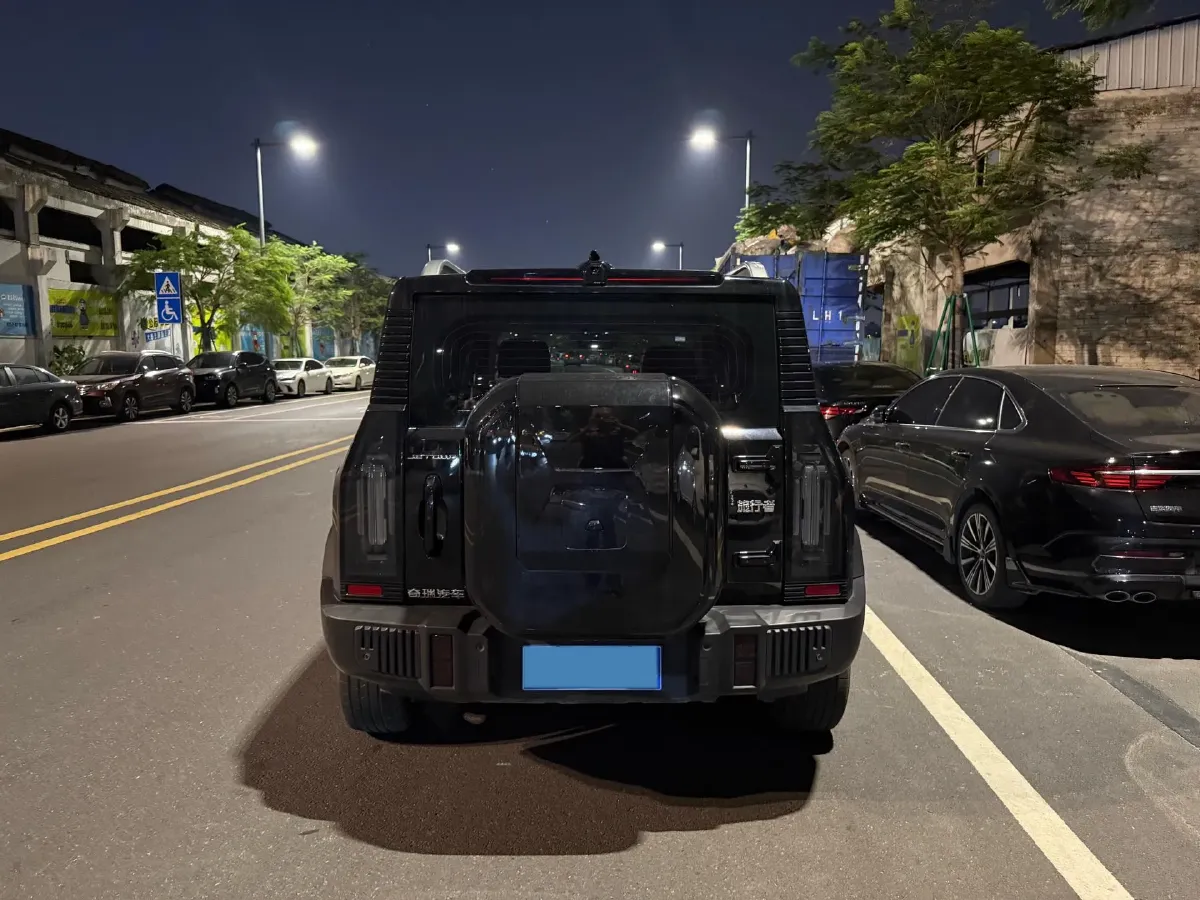 2025 Jetour Traveller 1.5T 184HP L4 7DCT,autocango,china used car exporter,china ev exporter,chinese used car exporter,chinese used ev exporter