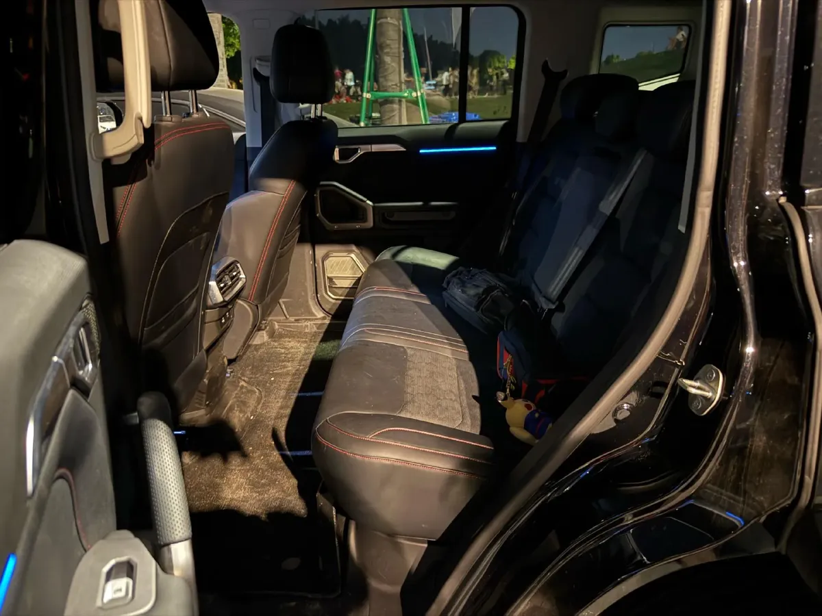 2025 Jetour Traveller 1.5T 184HP L4 7DCT,autocango,china used car exporter,china ev exporter,chinese used car exporter,chinese used ev exporter