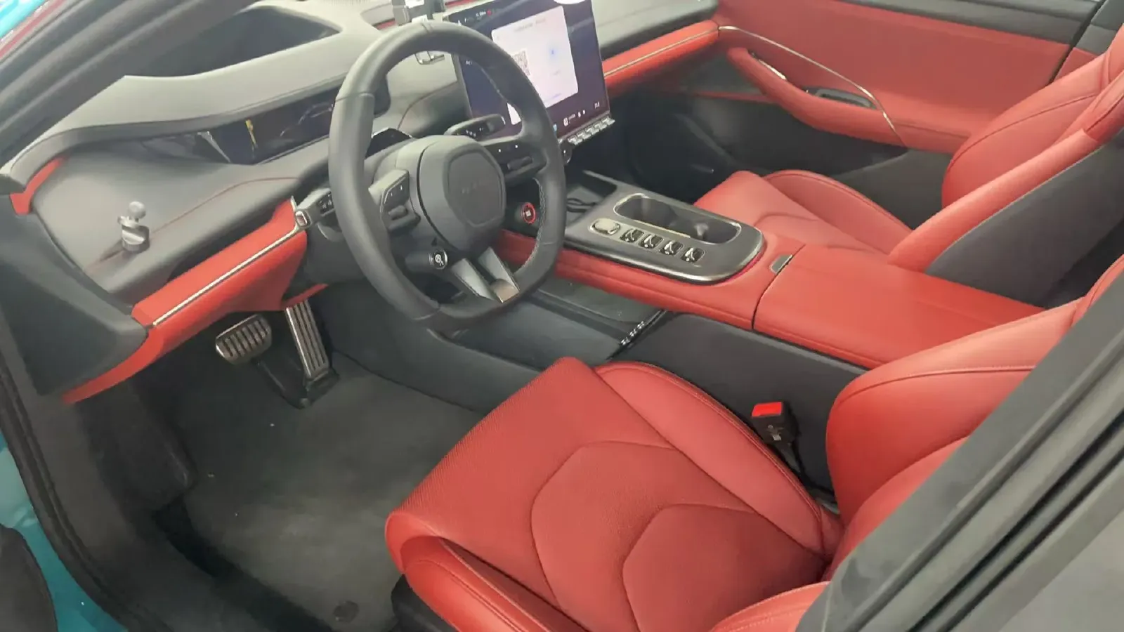 2024 MI SU7 BEV 101KWH,autocango,china used car exporter,china ev exporter,chinese used car exporter,chinese used ev exporter