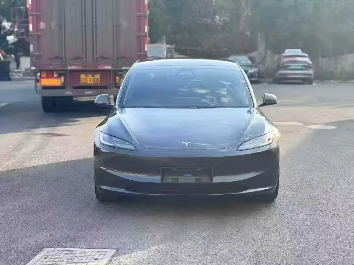 2025 Tesla Model 3 BEV,autocango,china used car exporter,china ev exporter,chinese used car exporter,chinese used ev exporter