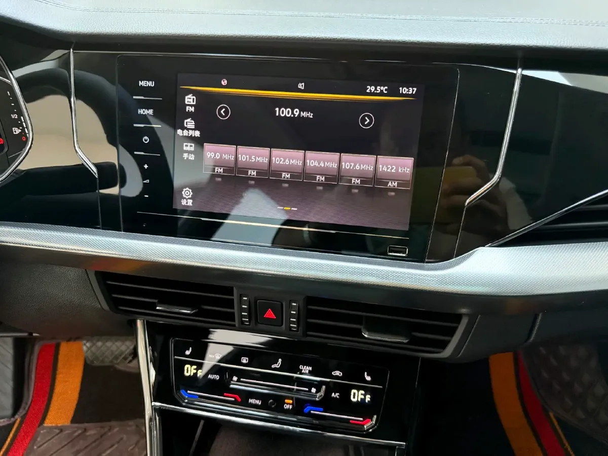 2023 Volkswagen Passat 2.0T 186HP L4 7DCT,autocango,china used car exporter,china ev exporter,chinese used car exporter,chinese used ev exporter