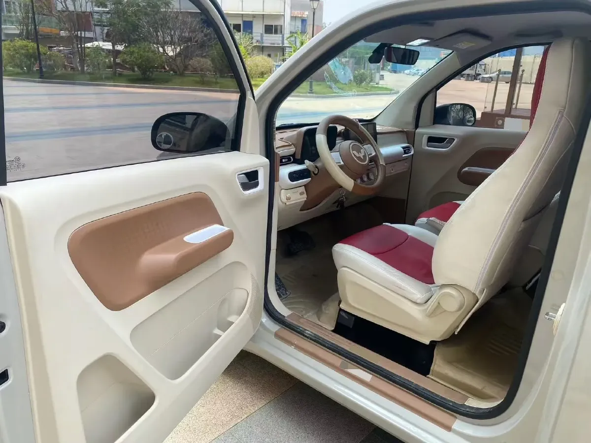 2024 WuLing HongGuang MINI EV BEV 17.3KWH,autocango,china used car exporter,china ev exporter,chinese used car exporter,chinese used ev exporter