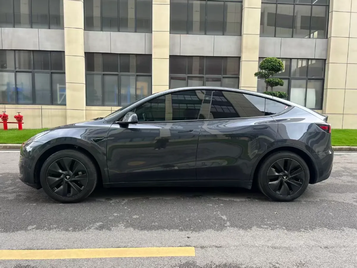 2024 Iveco OuSheng BEV 77.28KWH,autocango,china used car exporter,china ev exporter,chinese used car exporter,chinese used ev exporter