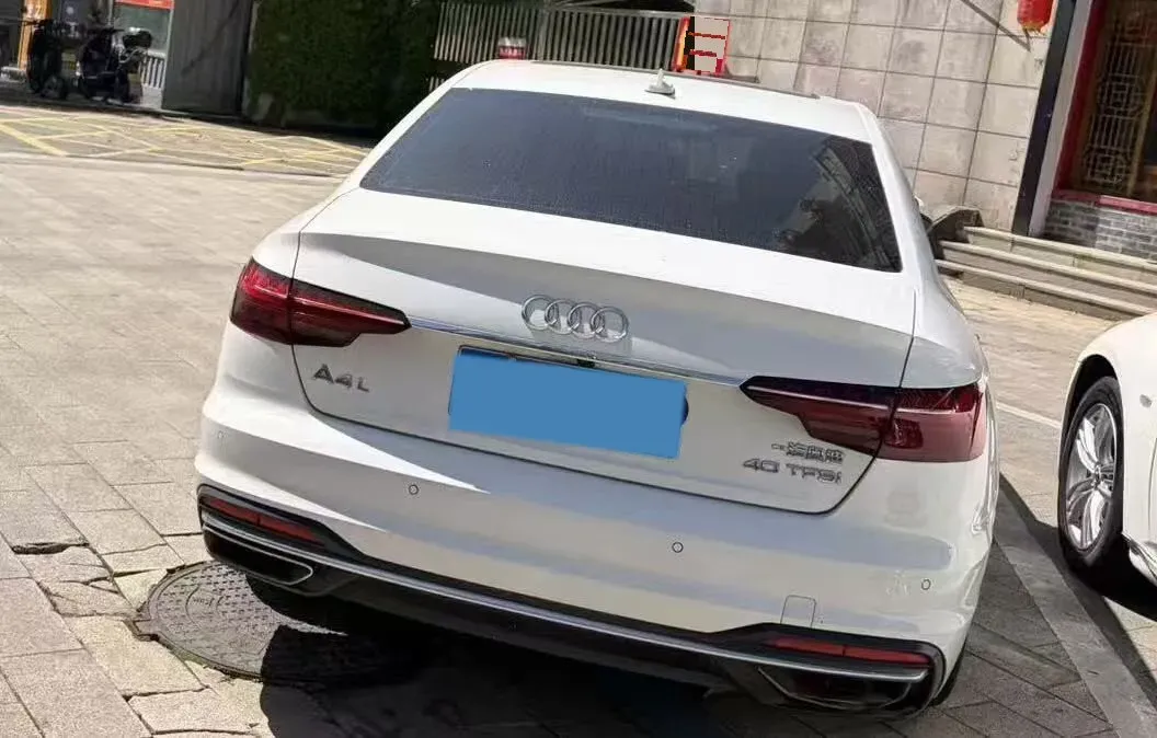2020 Audi A4L 2.0T 190HP L4 7DCT,autocango,china used car exporter,china ev exporter,chinese used car exporter,chinese used ev exporter