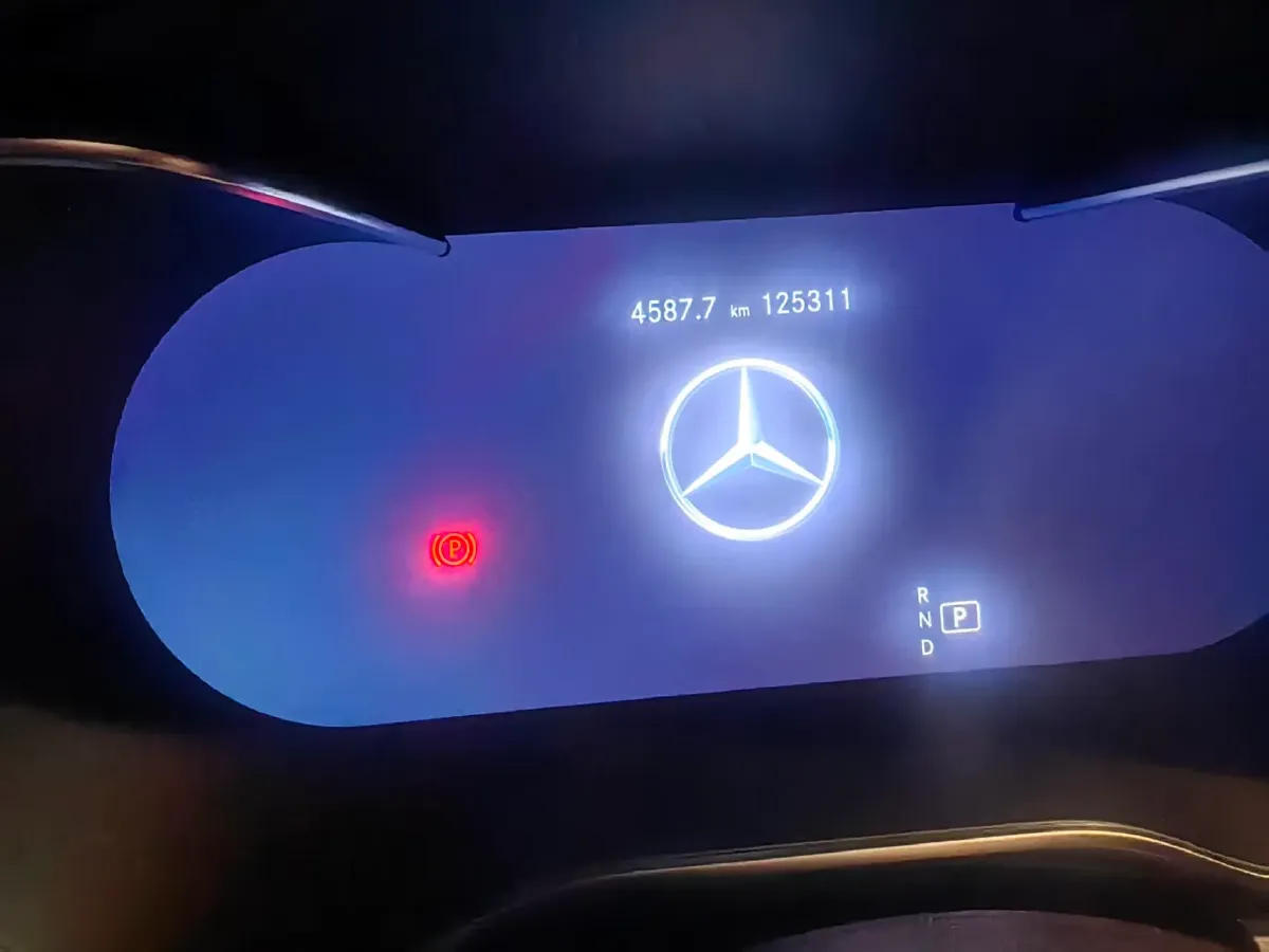 2021 Mercedes-Benz GLC Class 2.0T 258HP L4 9AT,autocango,china used car exporter,china ev exporter,chinese used car exporter,chinese used ev exporter