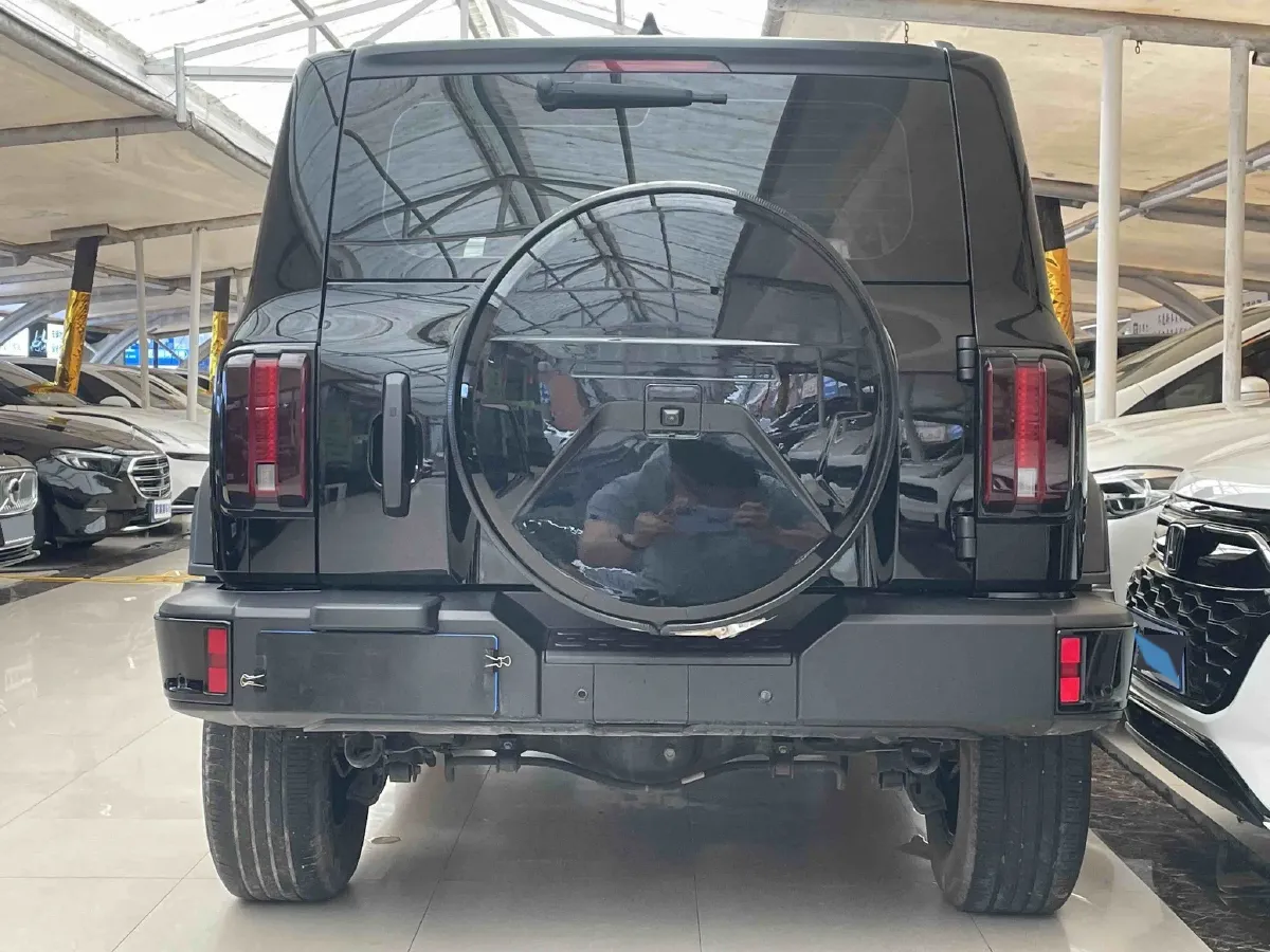 2024 Tank 300 2.0T 227HP L4 8AT,autocango,china used car exporter,china ev exporter,chinese used car exporter,chinese used ev exporter