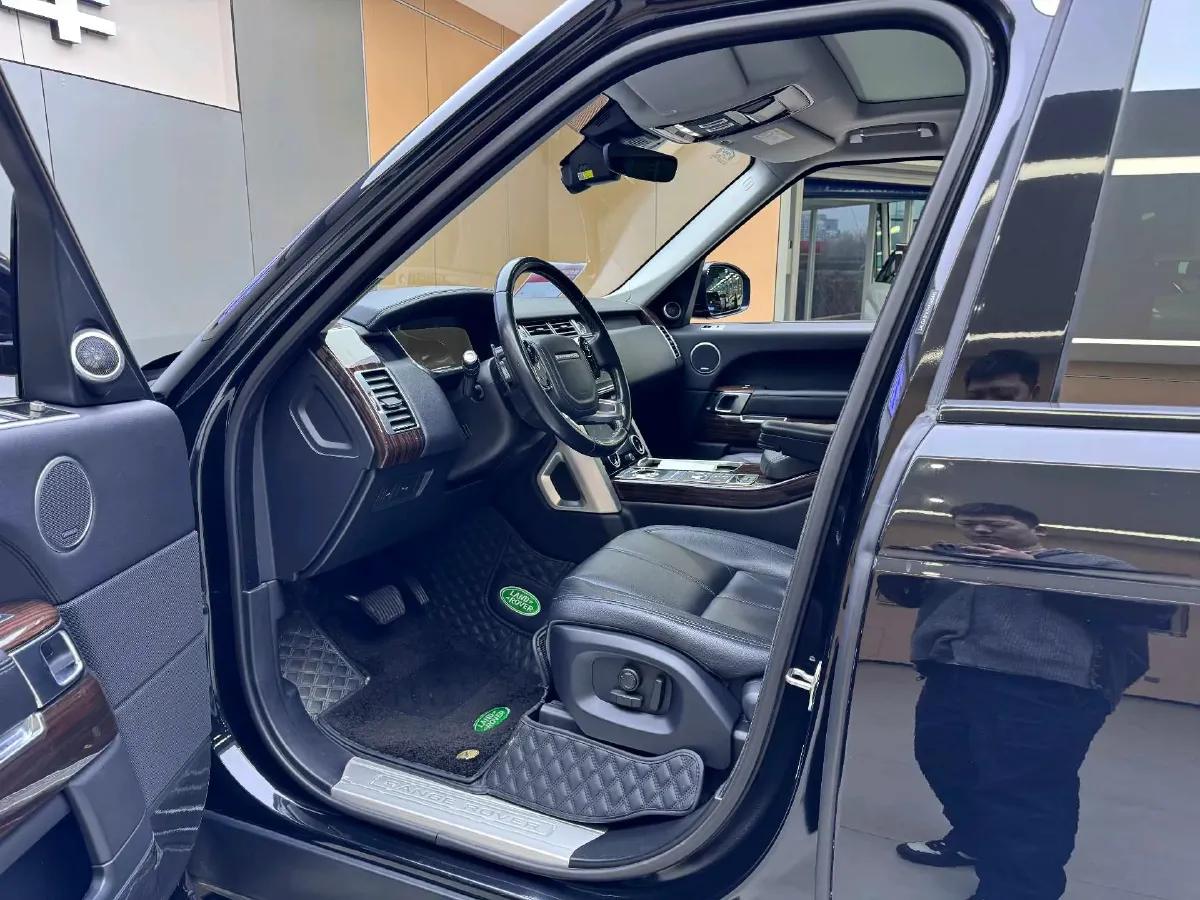 2017 Land Rover Range Rover 3.0T 340HP V6 8AT,autocango,china used car exporter,china ev exporter,chinese used car exporter,chinese used ev exporter