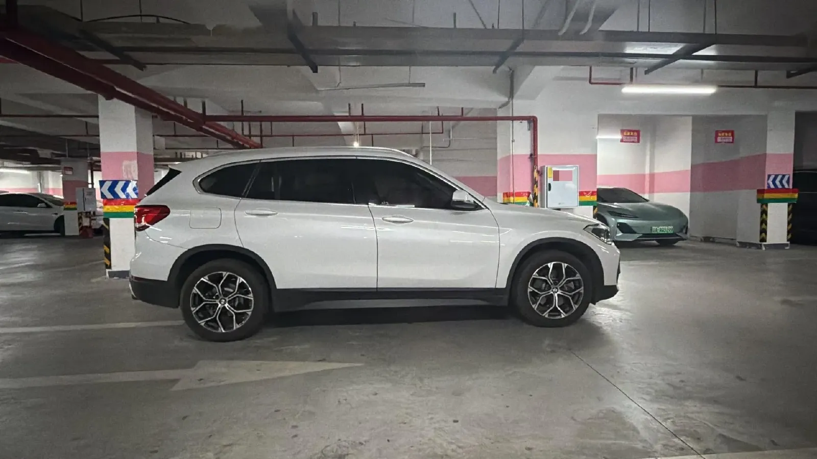 2022 BMW X1 2.0T 192HP L4 7DCT,autocango,china used car exporter,china ev exporter,chinese used car exporter,chinese used ev exporter