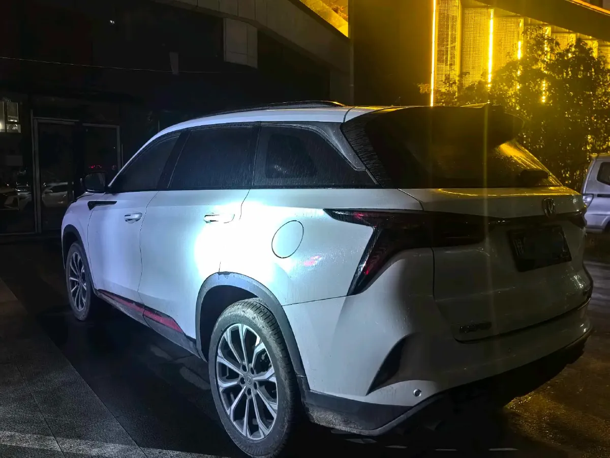 2020 ChangAn CS75 Plus 2.0T 233HP L4 8AT,autocango,china used car exporter,china ev exporter,chinese used car exporter,chinese used ev exporter