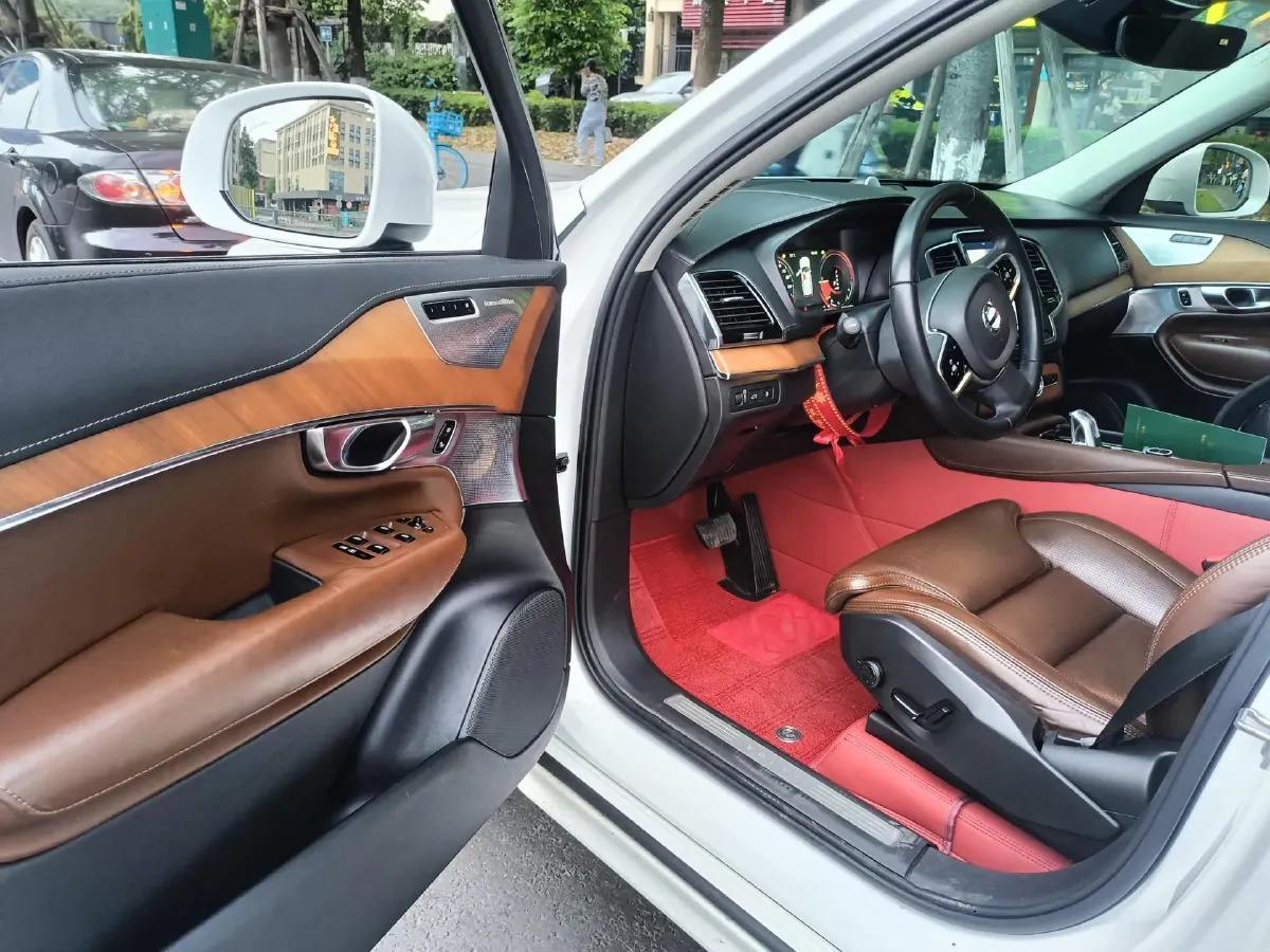 2018 Land Rover Range Rover Velar 3.0T 380HP V6 8AT,autocango,china used car exporter,china ev exporter,chinese used car exporter,chinese used ev exporter