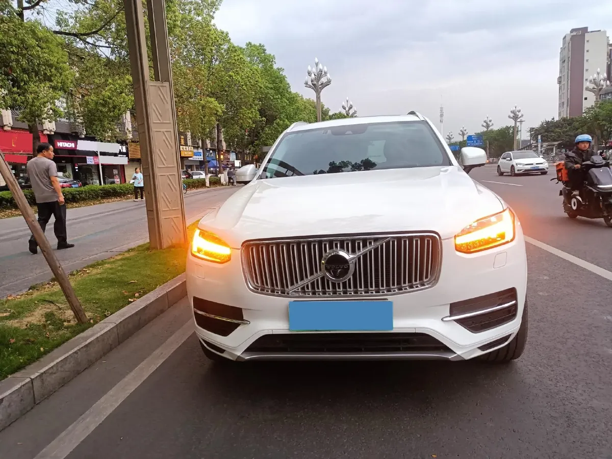 2018 Land Rover Range Rover Velar 3.0T 380HP V6 8AT,autocango,china used car exporter,china ev exporter,chinese used car exporter,chinese used ev exporter