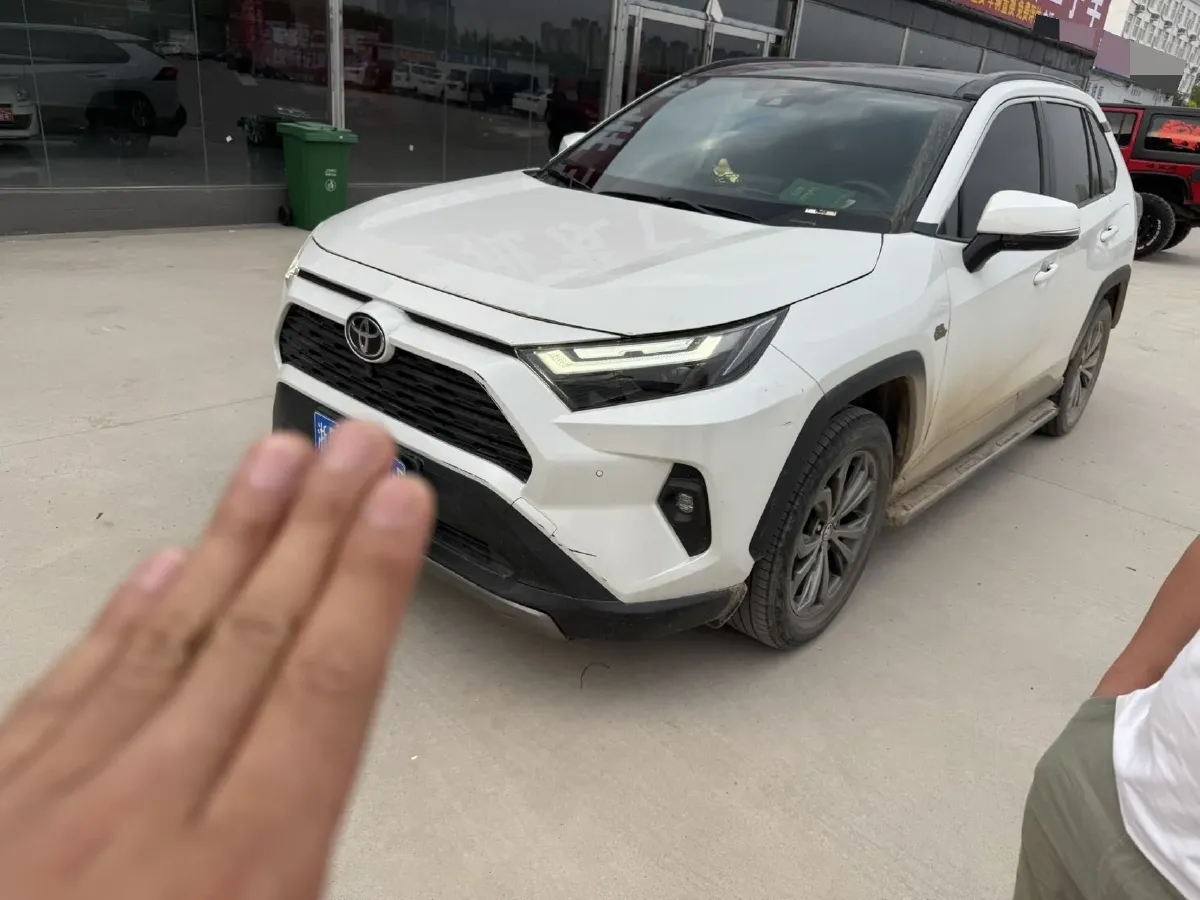 2023 Toyota RAV4 2.0L 171HP L4 CVT,autocango,china used car exporter,china ev exporter,chinese used car exporter,chinese used ev exporter