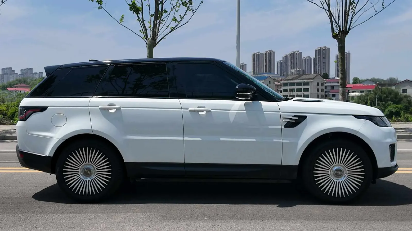 2020 Land Rover Range Rover Sport 3.0T 360HP L6 8AT,autocango,china used car exporter,china ev exporter,chinese used car exporter,chinese used ev exporter