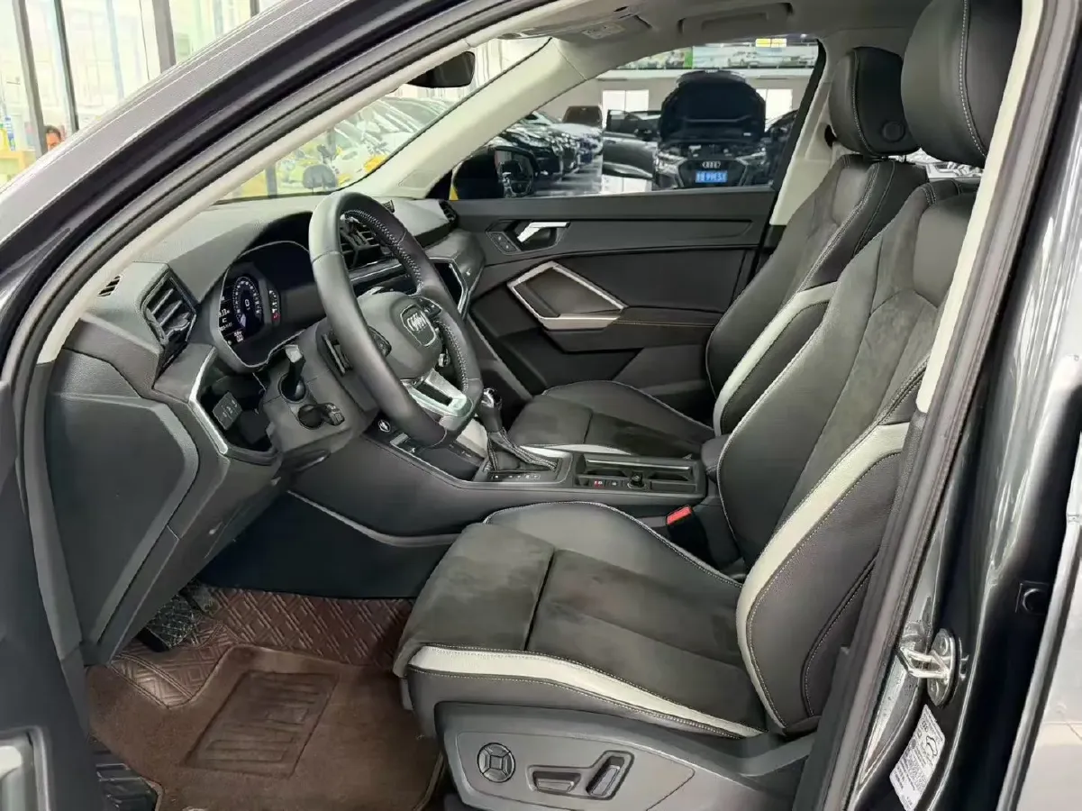 2021 Audi Q3 2.0T 186HP L4 7DCT,autocango,china used car exporter,china ev exporter,chinese used car exporter,chinese used ev exporter