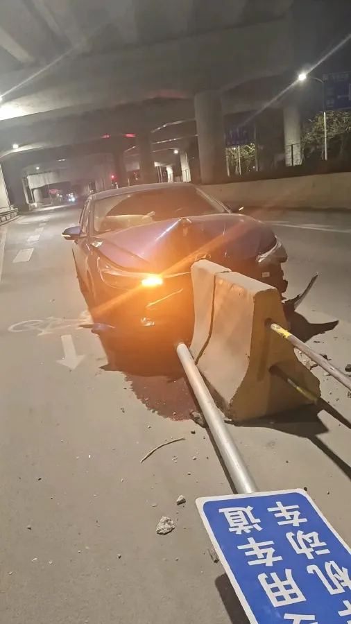 2021 Hyundai Elantra 1.5L 115HP L4 CVT,autocango,china used car exporter,china ev exporter,chinese used car exporter,chinese used ev exporter