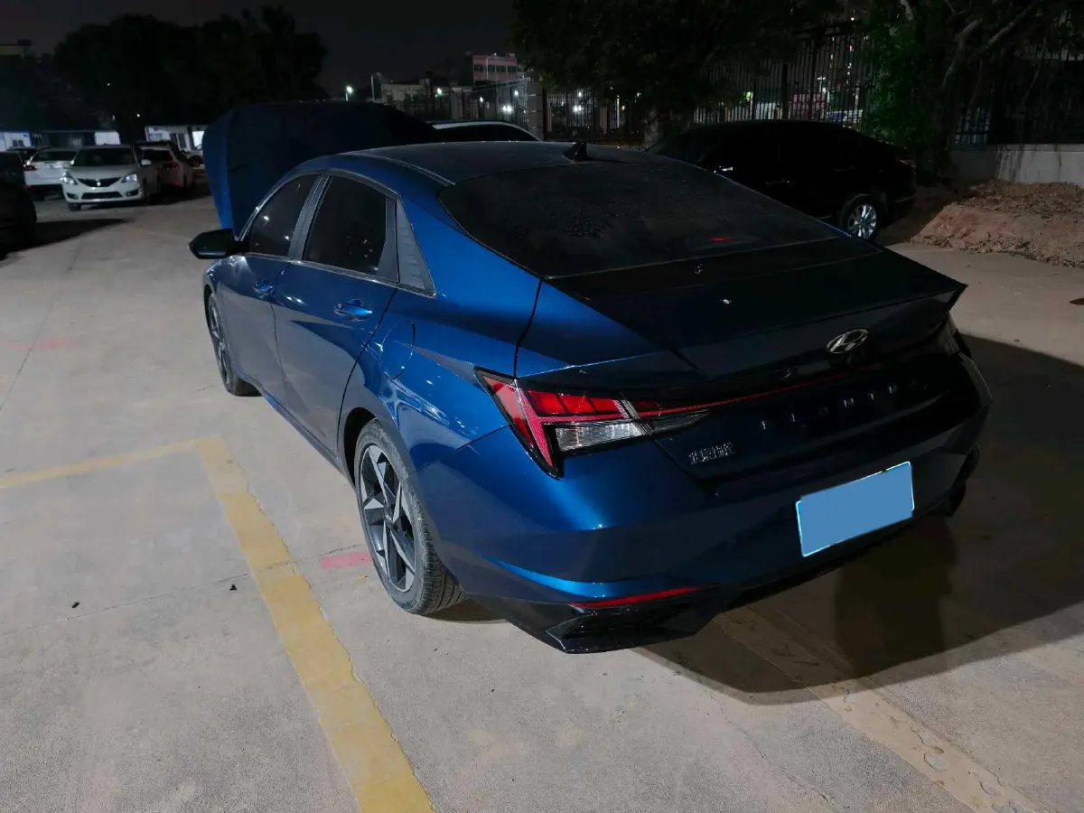 2021 Hyundai Elantra 1.5L 115HP L4 CVT,autocango,china used car exporter,china ev exporter,chinese used car exporter,chinese used ev exporter