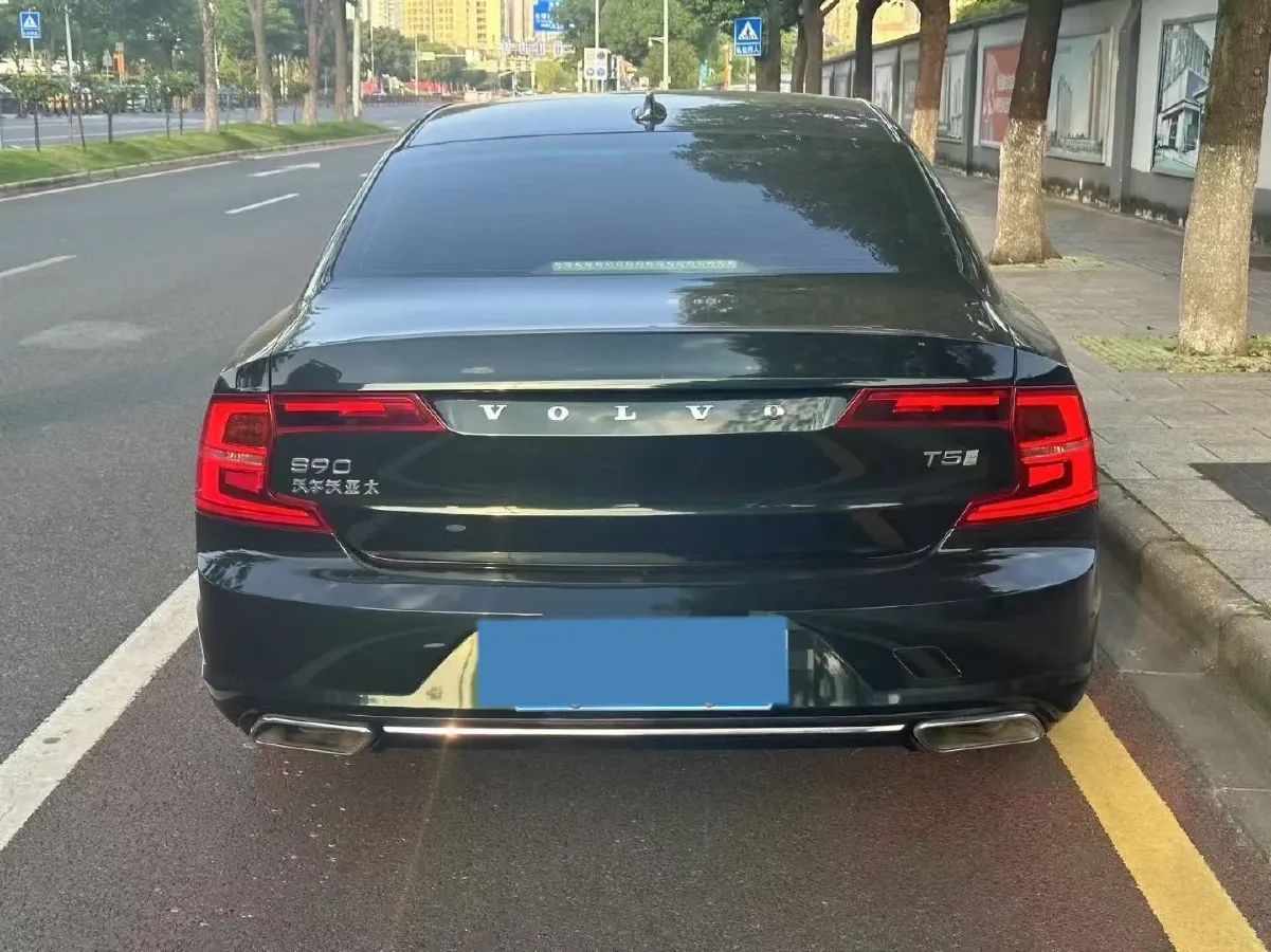 2020 Volvo S90 2.0T 254HP L4 8AT,autocango,china used car exporter,china ev exporter,chinese used car exporter,chinese used ev exporter