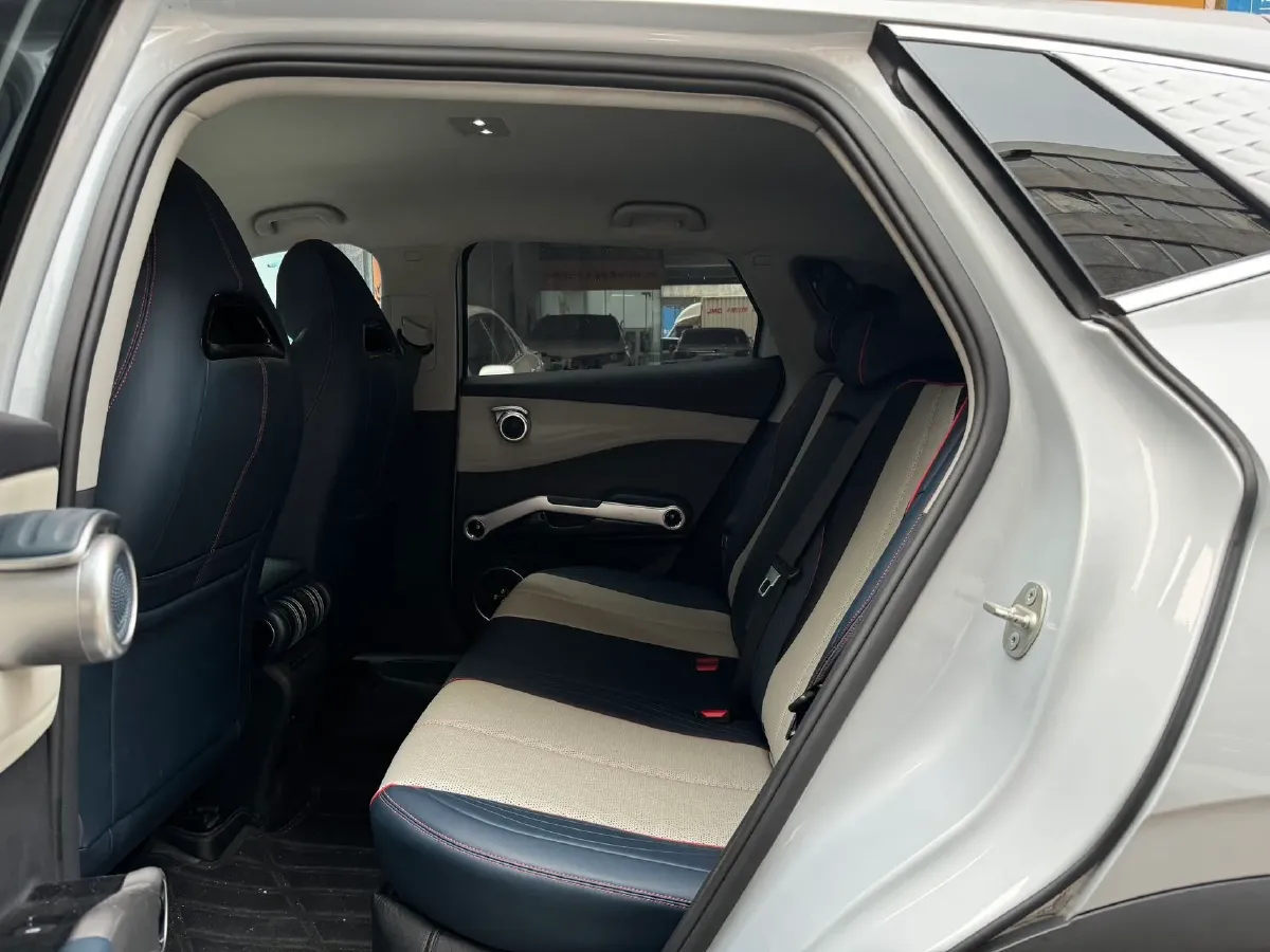 2022 Hycan Z03 BEV 64.23KWH,autocango,china used car exporter,china ev exporter,chinese used car exporter,chinese used ev exporter