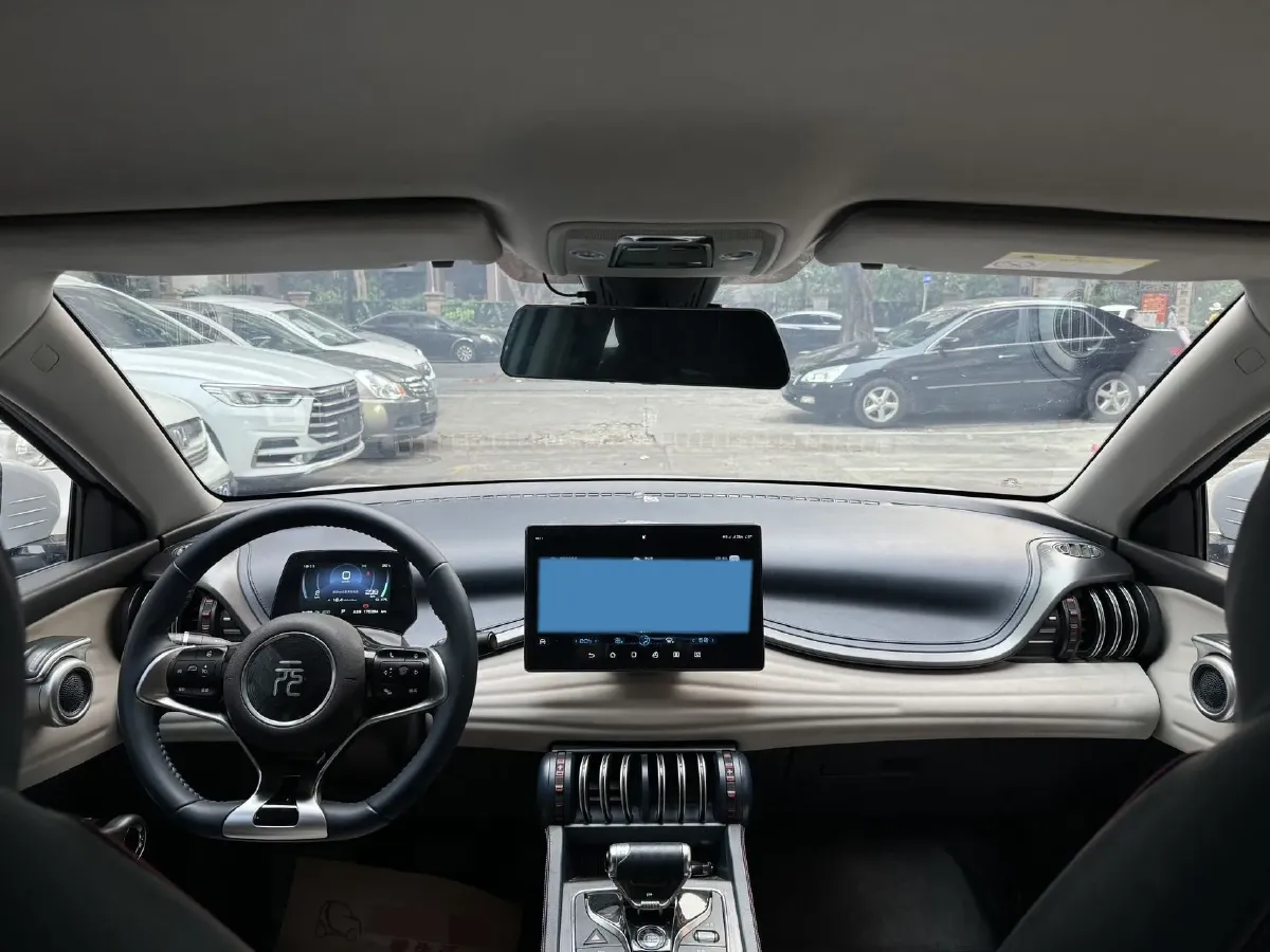 2022 Hycan Z03 BEV 64.23KWH,autocango,china used car exporter,china ev exporter,chinese used car exporter,chinese used ev exporter